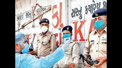 Coronavirus rages in Gujarat; 76 cases in 24 hours, 58 in Ahmedabad ...