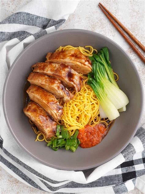 Soy Sauce Chicken Noodles - Khin's Kitchen - Chinese Noodles Recipes