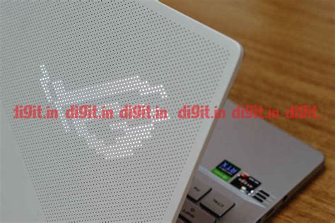 Asus ROG Zephyrus G14 Review : Small, powerful and packing heat