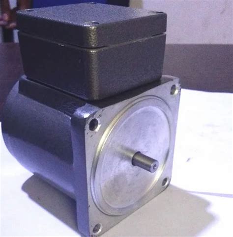 In Line Gear Motors - 180 Watt Motor Gear Box With Terminal Box Service ...