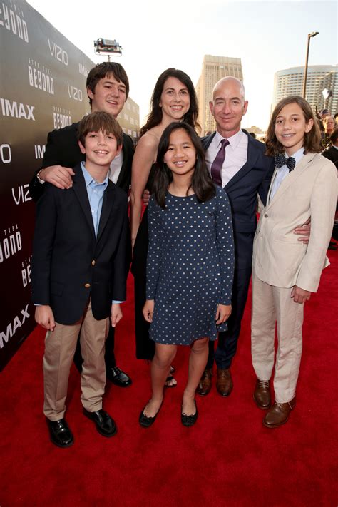 How many kids does Jeff Bezos have? | The US Sun