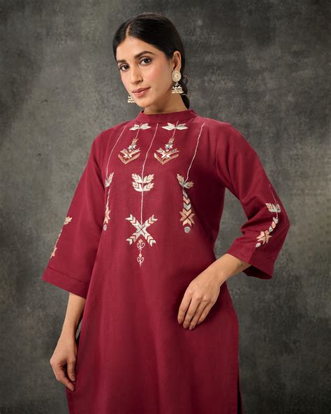 Pure Cotton Linen Hand Embroidered Phulkari Kurti - Aesthetic Maroon ...
