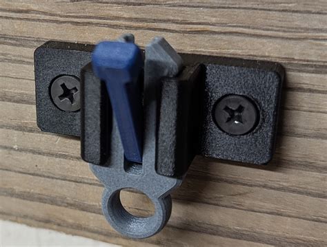QUICK-CLIP: Screw Mount Base/Buckle by j_s_h | Download free STL model ...