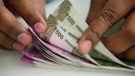 ഇവിടെ സ്ഥിര നിക്ഷേപങ്ങള്‍ക്ക് ലഭിക്കും 8% പലിശ | this financial ...