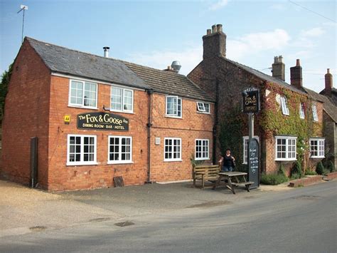 THE FOX AND GOOSE INN (Stratford-upon-Avon) - Inn Reviews & Photos ...