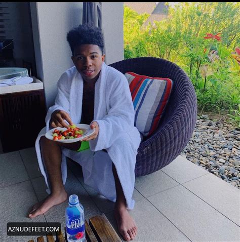 DESHAE FROST Feet - AZNudeFeet Men