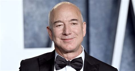 How Did Jeff Bezos Start Amazon? The Founder's Story