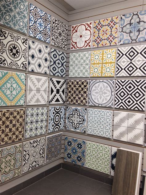 Colorful Bathroom Wall Tile Design