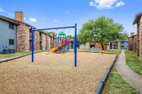 The District on Collins | Sentinel Peak Capital Partners