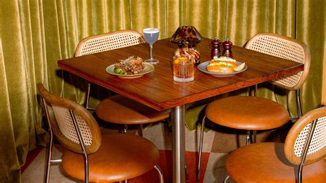 Maggie May, Newstead Review