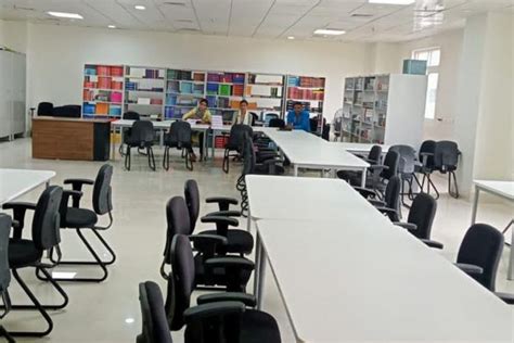 Uma Nath Singh Autonomous State Medical College: Admission 2026, Fees ...