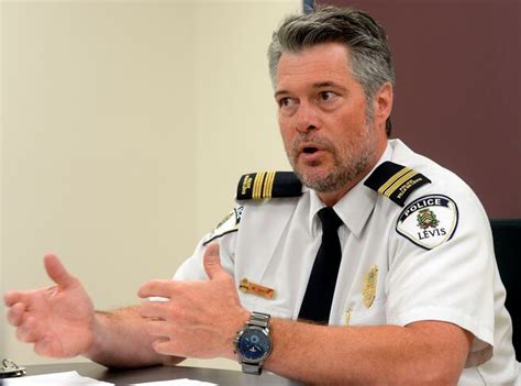 La police de Lévis serre la vis aux bars