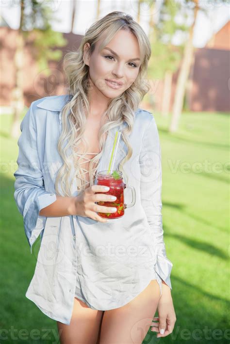 Sexy woman posing in nature 20041537 Stock Photo at Vecteezy