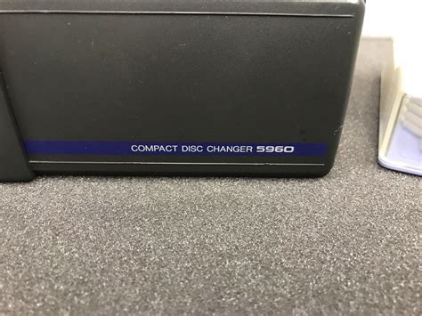 Alpine M Bus 8 Pin Car Radio Stereo 6 Disc Plug In Add On Cd Changer ...