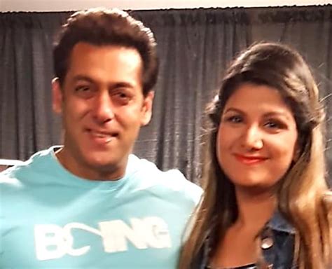 Salman meets his Judwaa co-star Rambha - Rediff.com movies