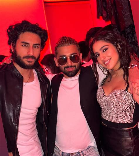 Inside pics from Halloween party attended by Janhvi Kapoor, Sara Ali ...