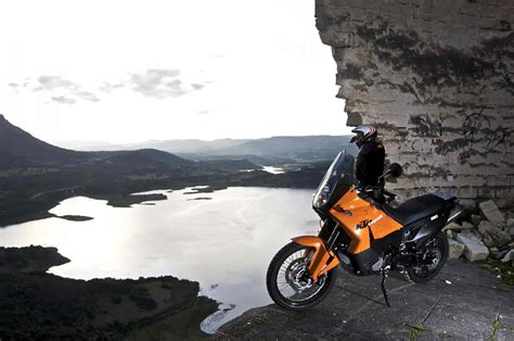 KTM 990 Adventure 的图像结果