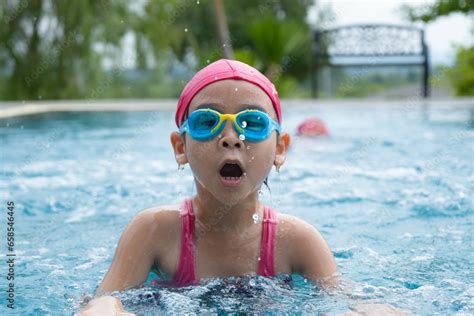 Swimming PRETTY Kids 的图像结果