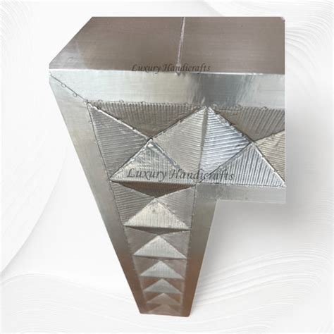 Talitha Silver Metal Embossed Console – Luxury Handicrafts