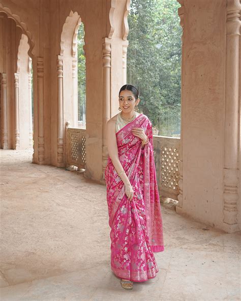 Sunehri Rani Pink Zari Banarasi Saree – katansi
