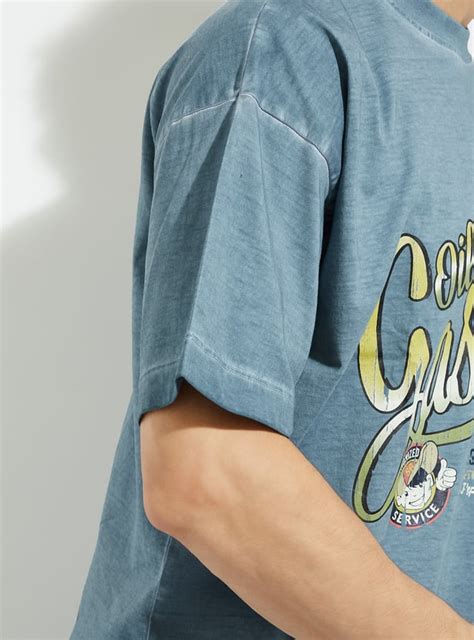 Buy URB_N Men Typographic Print Boxy Fit T-shirt Online at just Rs. 699 ...