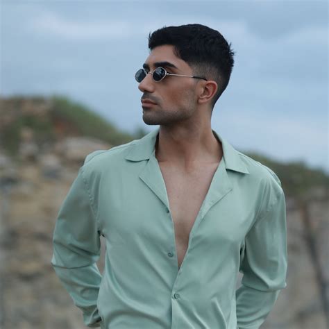 How to Style Statement Shirts for Every Occasion – ADEL & VIDA