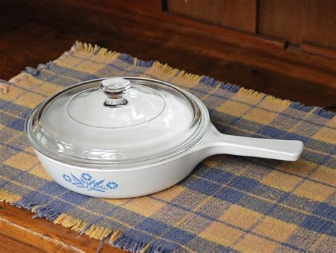 6-1/2" Small Skillet ~ Corning Ware ~ Blue Cornflower ~Frying Pan With ...