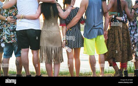 People Standing Linked Together 的图像结果