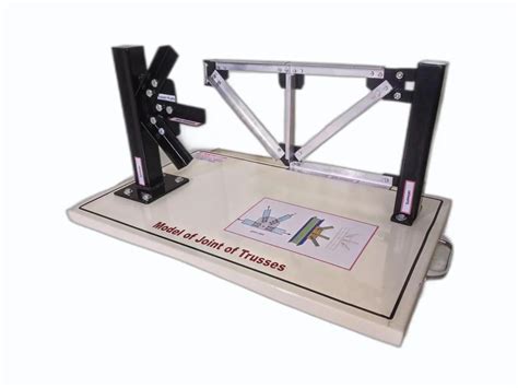 Civil Engineering Models - Model of joint of Truss Manufacturer from Pune