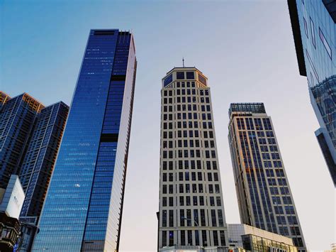 Commercial Real Estate Pictures 的图像结果