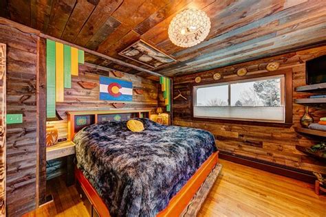 THE OASIS ON EISENHOWER (Loveland) - Inn Reviews, Photos, Rate ...