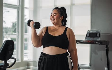 Is It Good to Workout Before Bed? The Pros and Cons of Late-Night Exercise - BetterMe