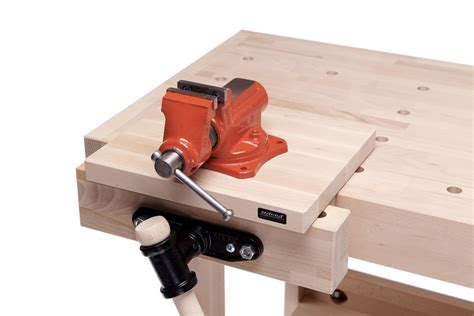 Work Bench with Vice 的图像结果