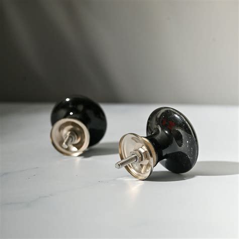 Nyx Ceramic Knobs (Set Of 2) – Samskara Home