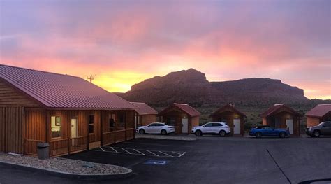 RED CANYON CABINS (Kanab, Utah) - Hotel Reviews, Photos, Rate ...