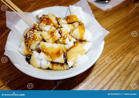 Chinese Dim Sum Rice Noodle Roll Stock Photo - Image of steam, roast ...