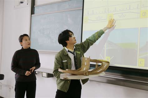 豫中片区高校统战工作座谈会在许昌学院召开