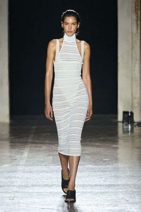 Wing It With A Clean Slate In White This Season | Grazia India