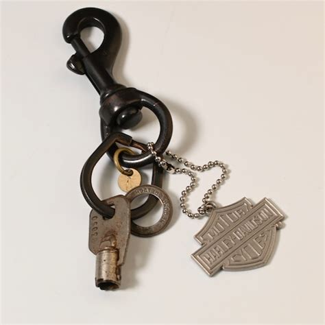 Vintage 70's~ Harley Davidson Key Chain | Button Works Store ボタンワークス