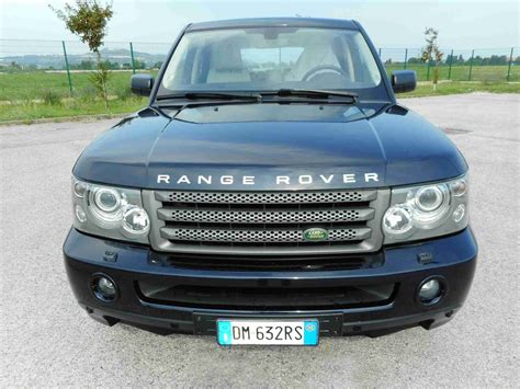 Land Rover Range Rover Sport usata a Fano - fabbriautomobili.it