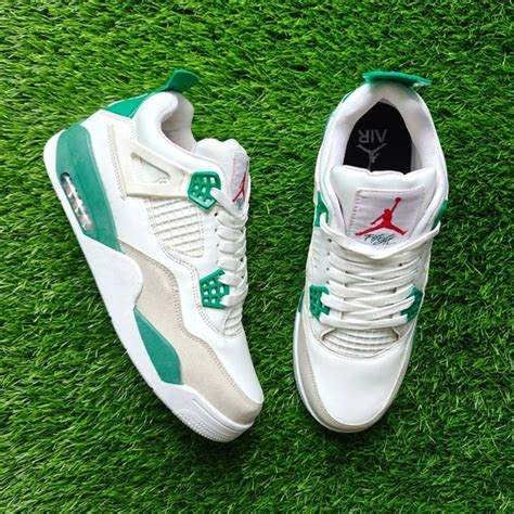 Retro 4 white green