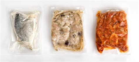 Three different fresh vacuum packed healthy meals | Premium Photo