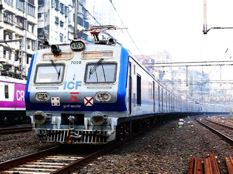 New AC Local Train Western Line 的图像结果