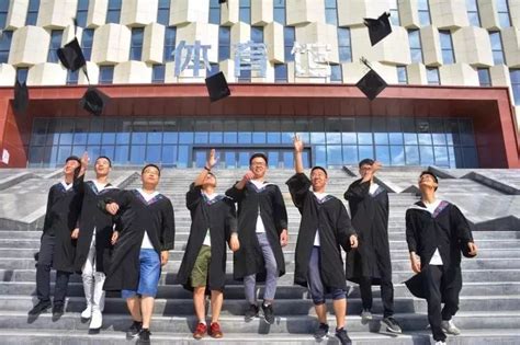 甘肃中医药大学2018毕业季--致我们回不去的青春