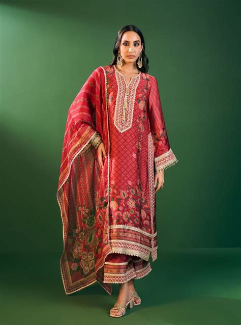 Osha Cupro Satin Red Kurta Set