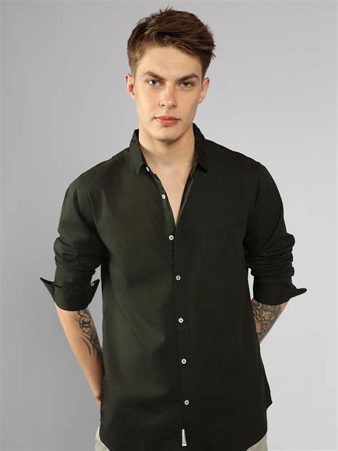 Men's Cotton Olive Green Solid Casual Shirt – DENNIS LINGO