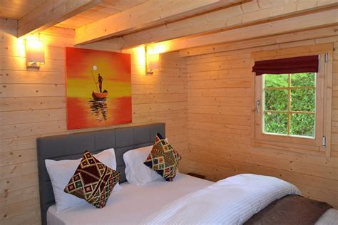 SEVERINE COTTAGES & LOUNGE (Karen) - Cottage Reviews, Photos, Rate ...