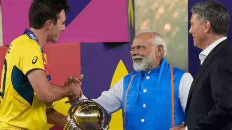 Glenn Maxwell Speaks Up On PM Narendra Modi Handing World Cup Trophy To ...