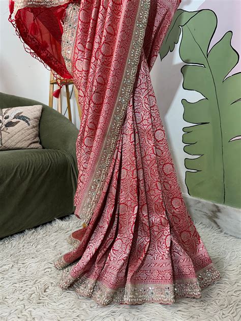 MATHURI - BANARASI MUSHRO SILK SAREE - RED – AnikaByAabi