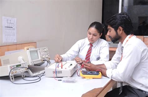 Engineering College in Dehradun | Engineering Courses | DBUU